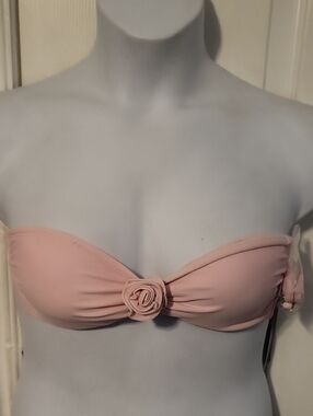 NWT wild fable bandue bikini top with removable rosette